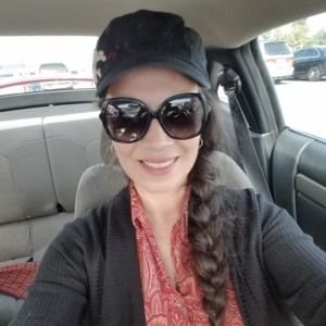 Meet your Posher, Nilda